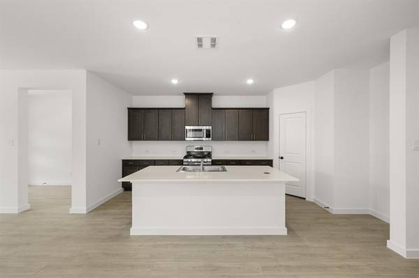1169 Carnation Drive, Crowley, TX 76036