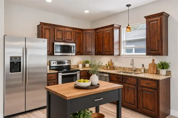 156 FM 2571, Smithville, TX 78957