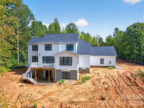 1064 Ventosa DR, Denver, NC 28037
