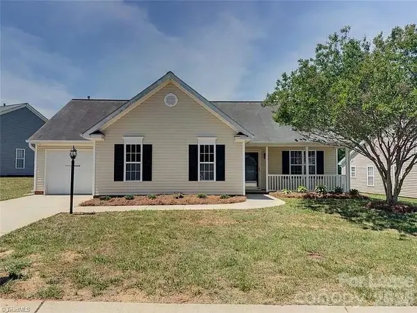5828 Huckleberry CT #1, Winston Salem, NC 27105