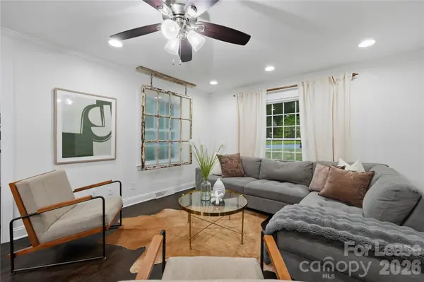 4323 Emory LN, Charlotte, NC 28211