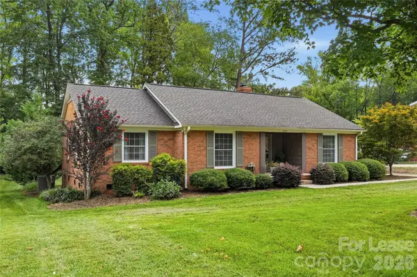 4323 Emory LN, Charlotte, NC 28211