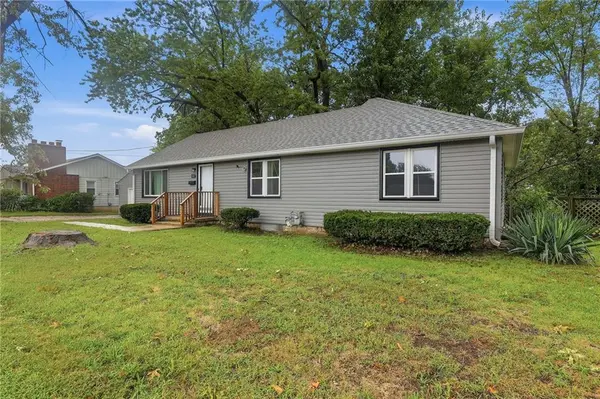 5807 Quivira RD, Shawnee, KS 66216
