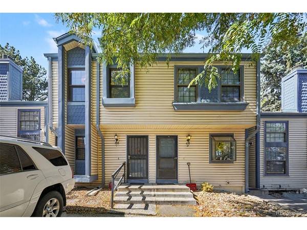498 S Memphis #C, Aurora, CO 80017