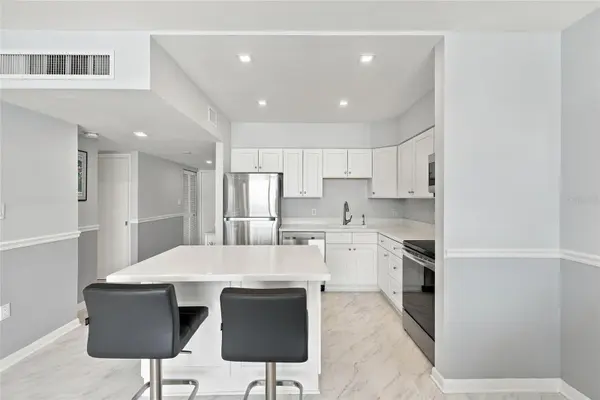 707 S GULFSTREAM AVE #1006, Sarasota, FL 34236