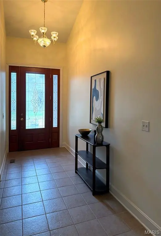 213 Woodland Place CT, St Charles, MO 63303