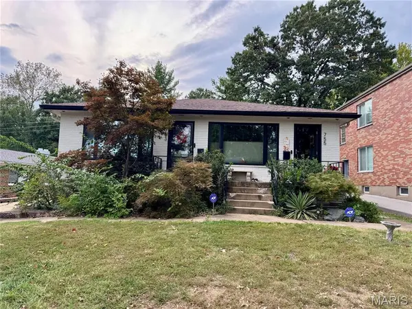 753-755 Lepere AVE, St Louis, MO 63132