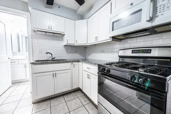 6464 N Northwest HWY #1E, Chicago, IL 60631
