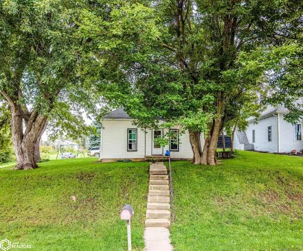 101 Normal ST, Woodbine, IA 51579