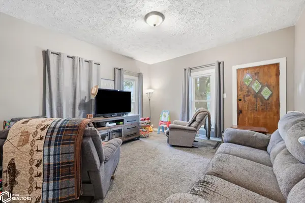 101 Normal ST, Woodbine, IA 51579