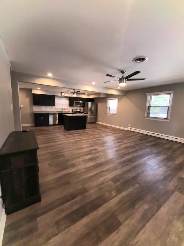 8538 Montfort DR, St. John, IN 46373
