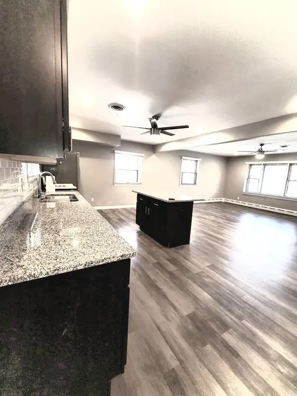 8538 Montfort DR, St. John, IN 46373