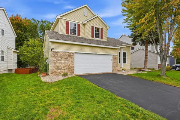 6621 Carlisle Curve, Shakopee, MN 55379