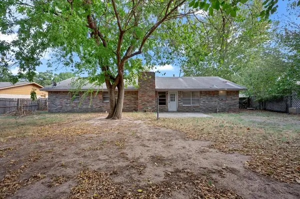 1111 Lincoln, Norman, OK 73072