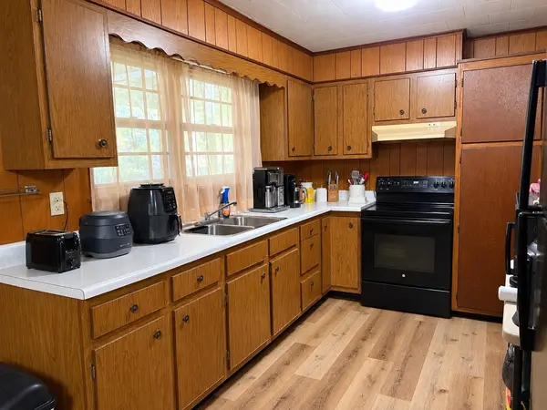 123 Cooper Rd, Vonore, TN 37885