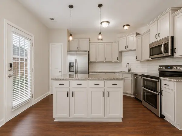 3014 Bienville Dr, Smyrna, TN 37167