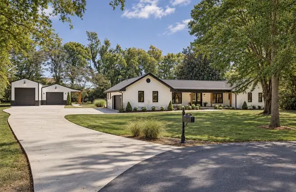 301 Rosebrook Dr, Gallatin, TN 37066