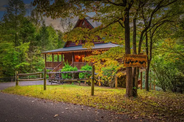 1570 Oldham Springs Way, Sevierville, TN 37876