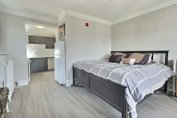 8 Tisdale ST S #5, Hamilton, ON L8N 2V9