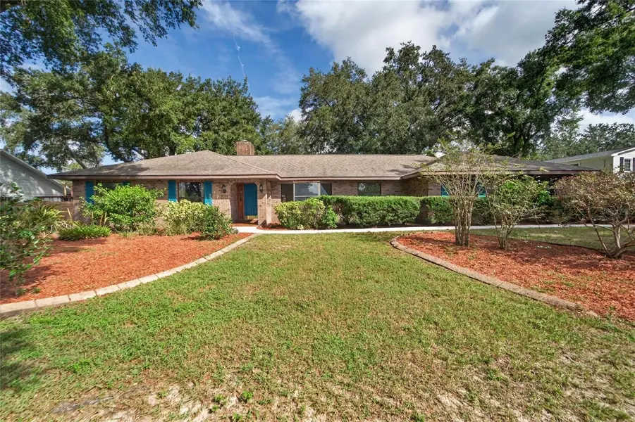 4104 BROOKE DR, Valrico, FL 33594