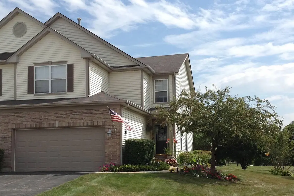1514 Keystone CT, Elgin, IL 60120