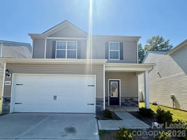 6200 Lowe LN, Charlotte, NC 28214
