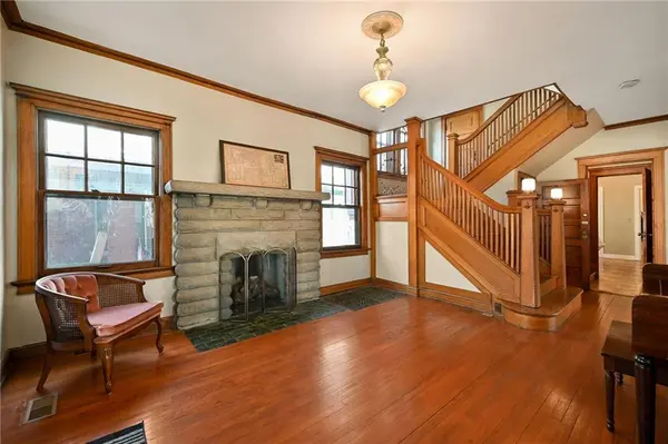 3341 Campbell ST, Kansas City, MO 64109