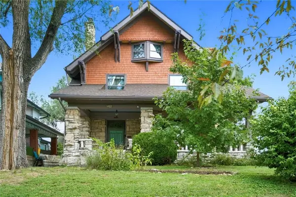 3341 Campbell ST, Kansas City, MO 64109