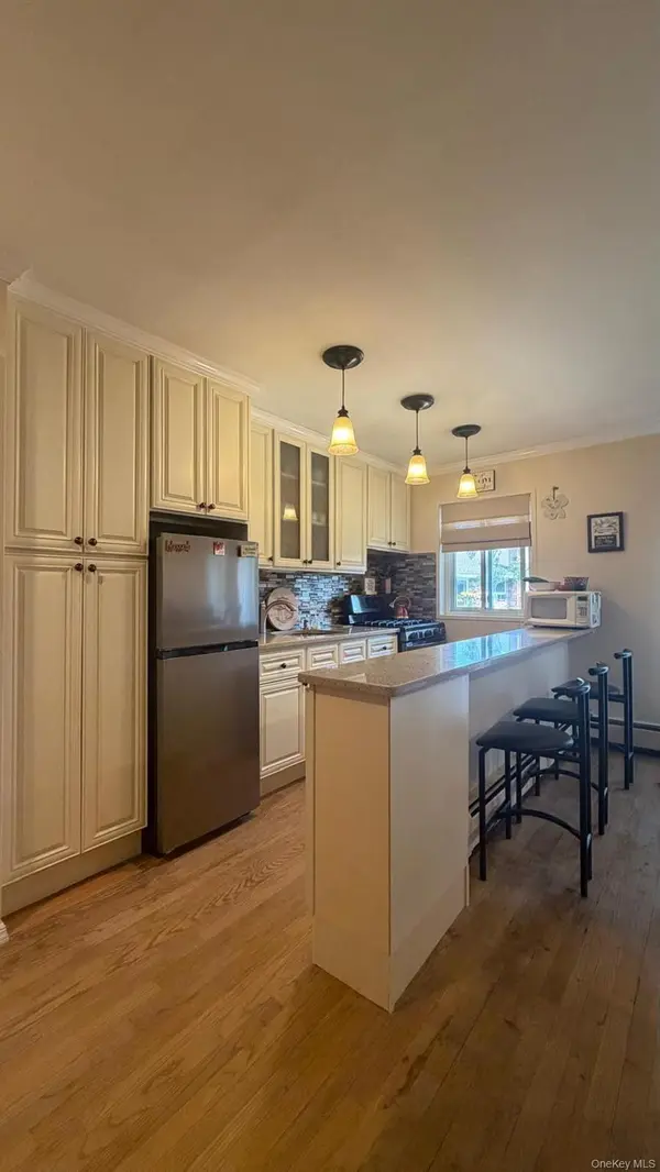 1 Tom’s Point Lane #Unit 15H, Port Washington, NY 11050