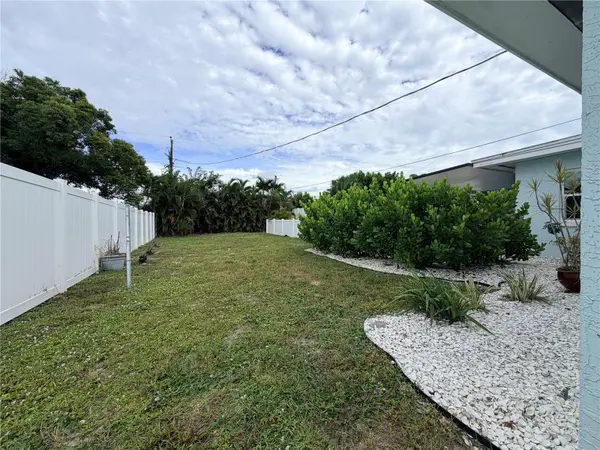 215 60TH ST NW, Bradenton, FL 34209
