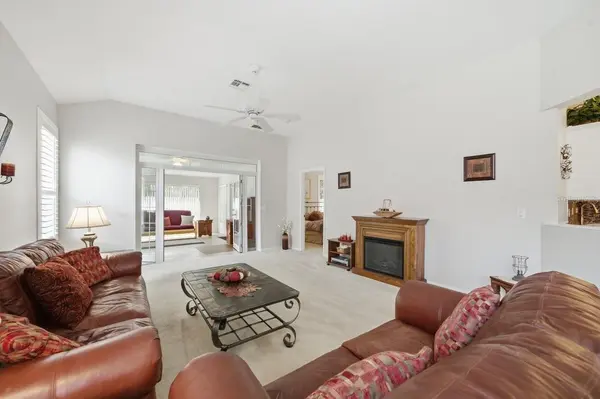 15028 SILVERSMITH CIR, Spring Hill, FL 34609