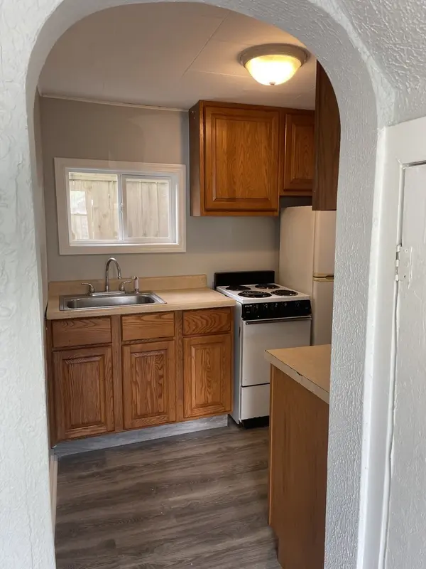 1506 Lawrence AVE #R, Lockport, IL 60441