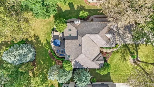 936 Doral DR, Bartlett, IL 60103
