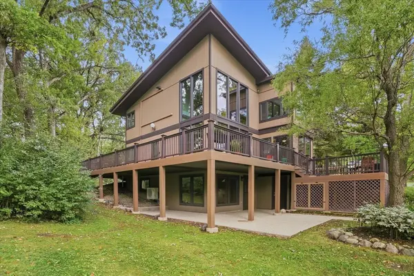 26181 W Laurel AVE, Wauconda, IL 60084