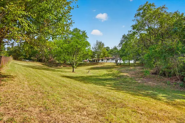 342 Earl Slate Rd, Clarksville, TN 37043