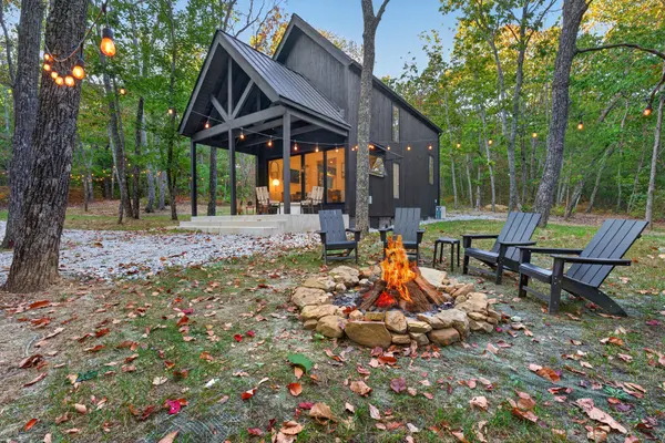 377 Valley View Drive, Altamont, TN 37301
