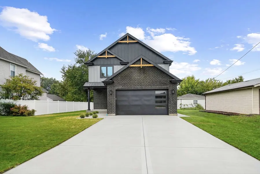 9610 W 57th ST, Countryside, IL 60525