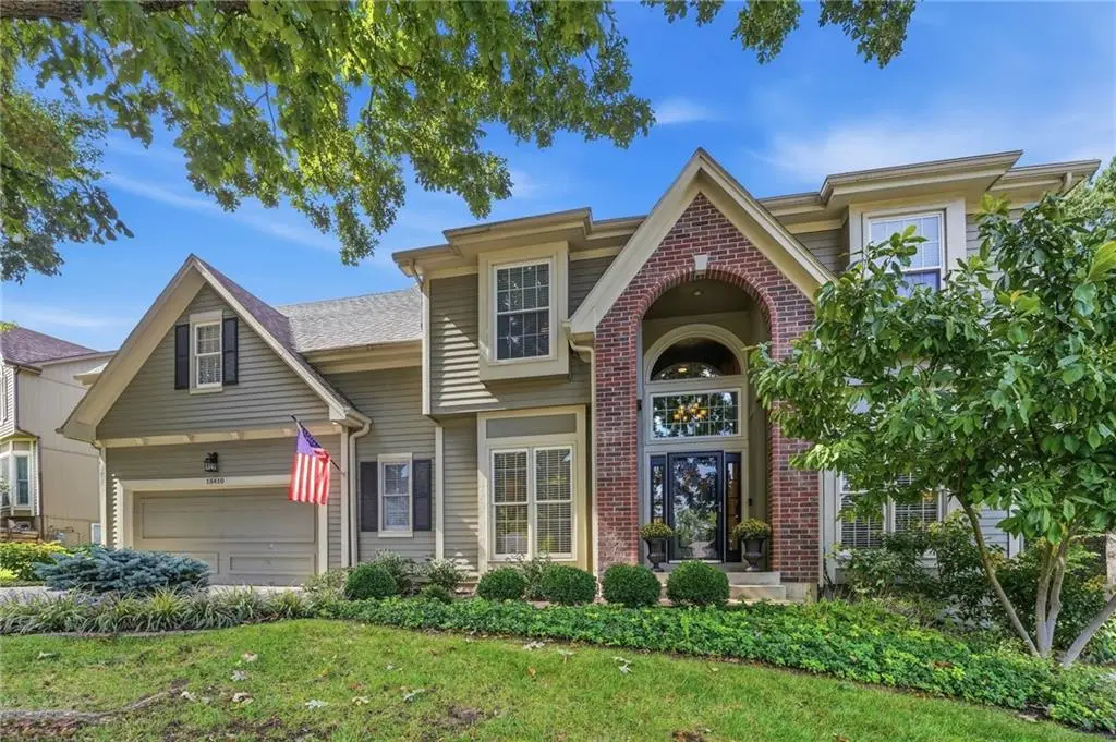 15410 Horton LN, Overland Park, KS 66223