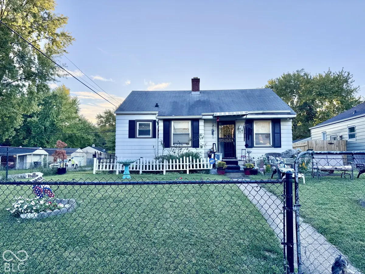 1902 N Linwood AVE, Indianapolis, IN 46218