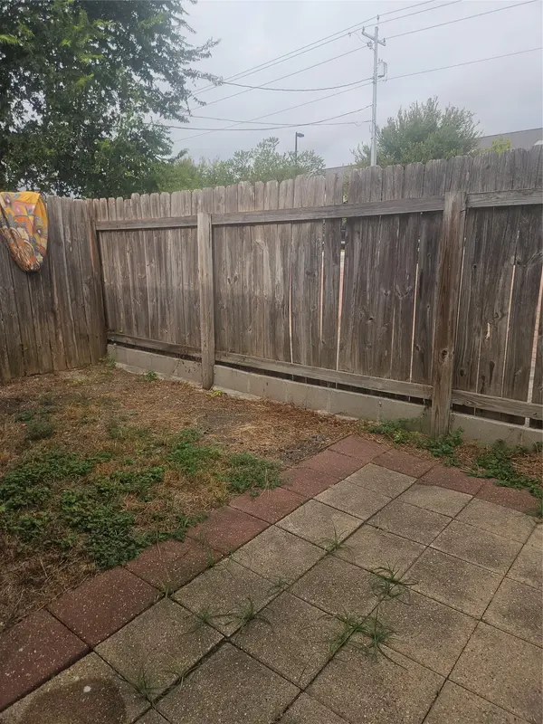 644 Mill ST #B, San Marcos, TX 78666