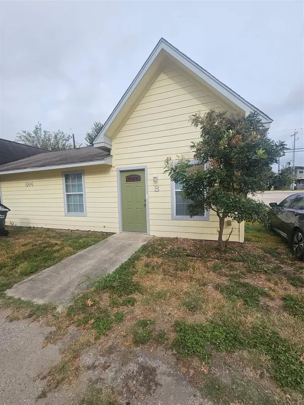 644 Mill ST #B, San Marcos, TX 78666