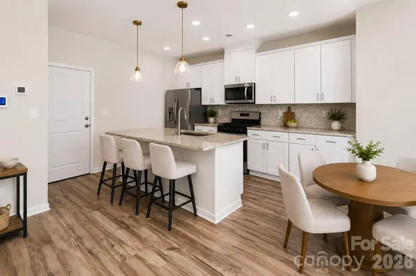 1160 Harland ST, Charlotte, NC 28216