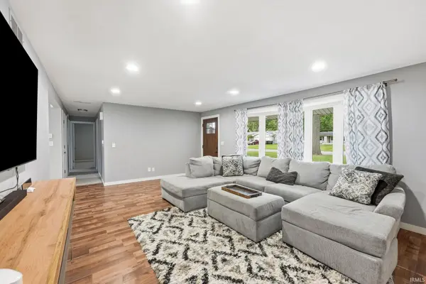 3331 Kirkfield DR, Fort Wayne, IN 46815