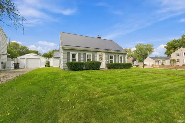 2302 Wawonaissa TRL, Fort Wayne, IN 46809
