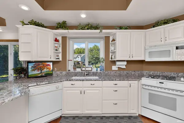 53395 Pheasant Ridge DR, Bristol, IN 46507-9028