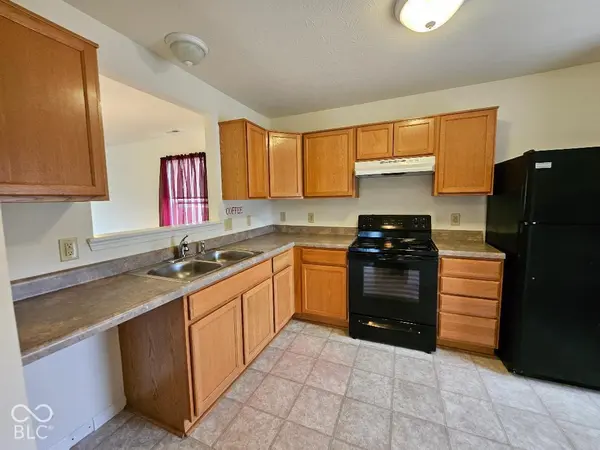 2164 Rossington LN, Indianapolis, IN 46229