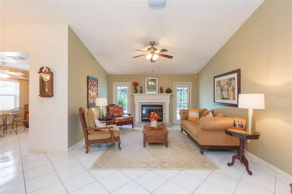 4932 CYPRESS TRACE DR, Tampa, FL 33624
