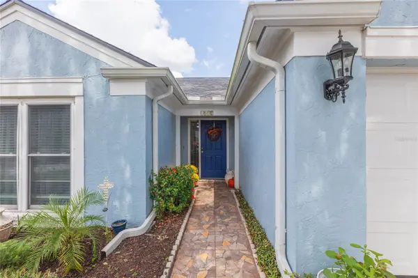4932 CYPRESS TRACE DR, Tampa, FL 33624