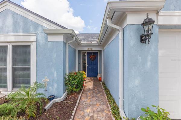 4932 CYPRESS TRACE DR, Tampa, FL 33624