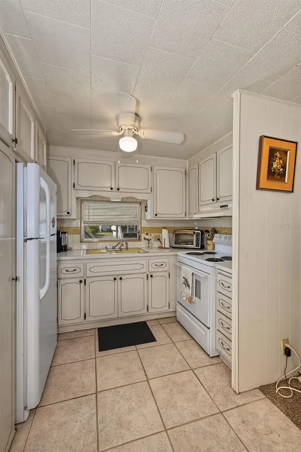 93 RACHEL DR, Tarpon Springs, FL 34689